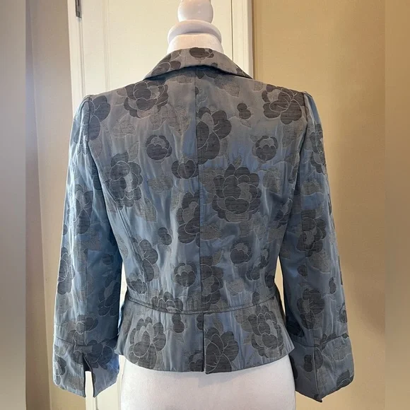 Armani Iridescent Blue Jacquard Blazer Floral Pattern, Size 4 - Picture 5 of 15